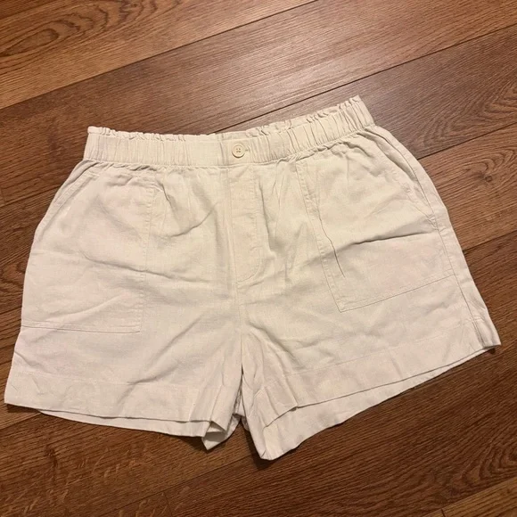 LOFT Cream Linen Blend High-Waist Elastic-Waist Shorts- Fits like XL - Picture 1 of 5